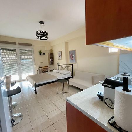 Cozy Apartment Of Chalkida Exterior photo